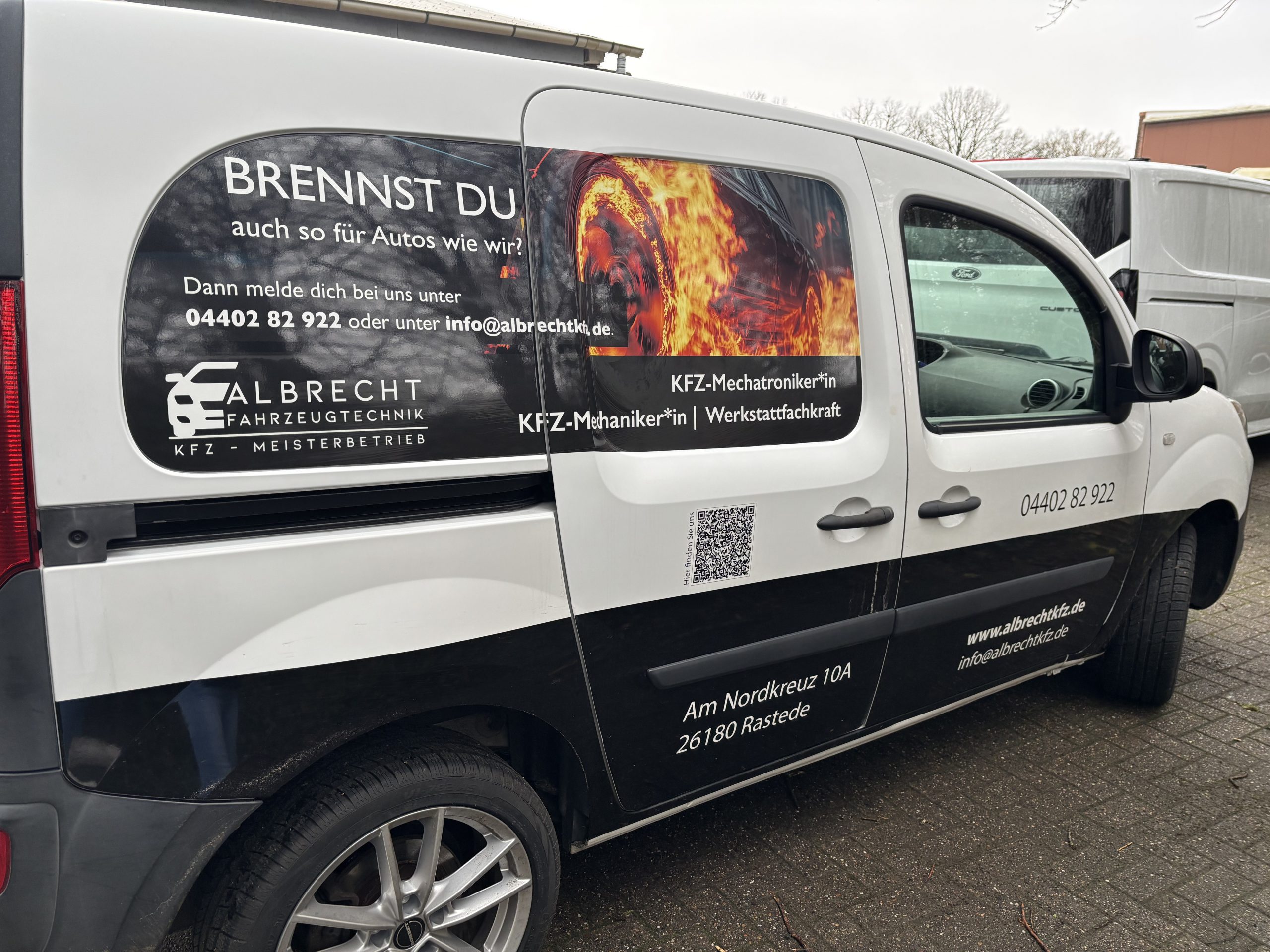 Fahrzeugbeschriftung Albrecht fahrzeugtechnik